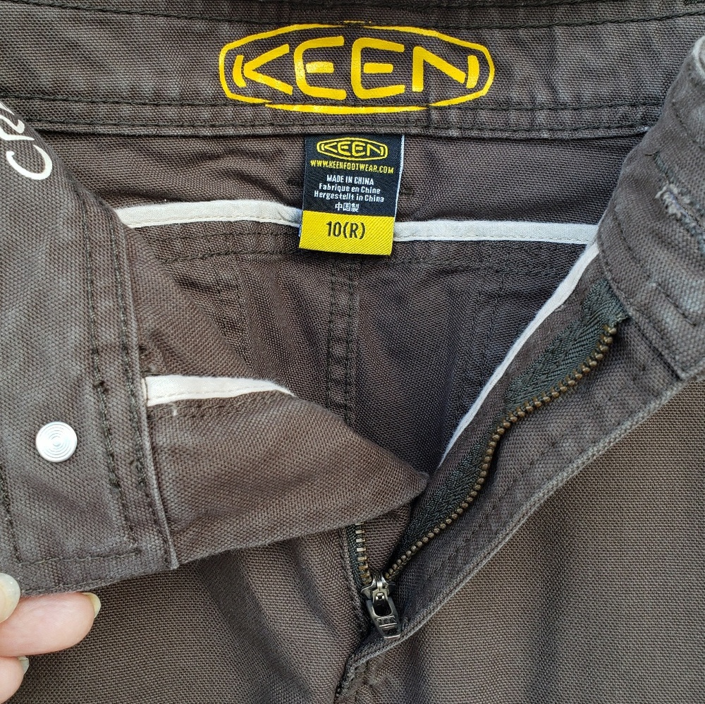 Keen Cargo pants military green size 10